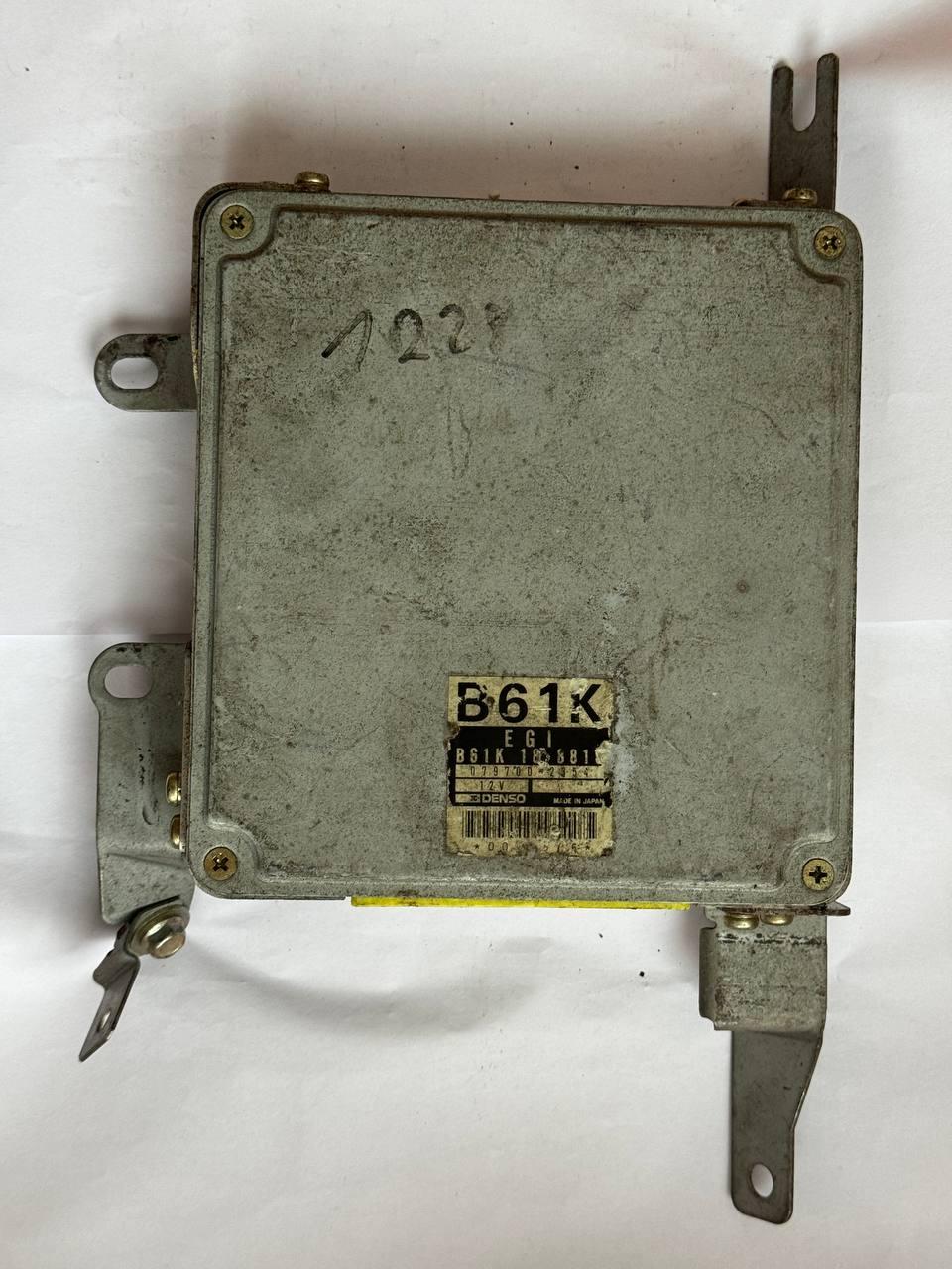 Електронний блок керування Mazda 323 Denso 12 V B61K / 079700-2354 / 0797002354, фото 1