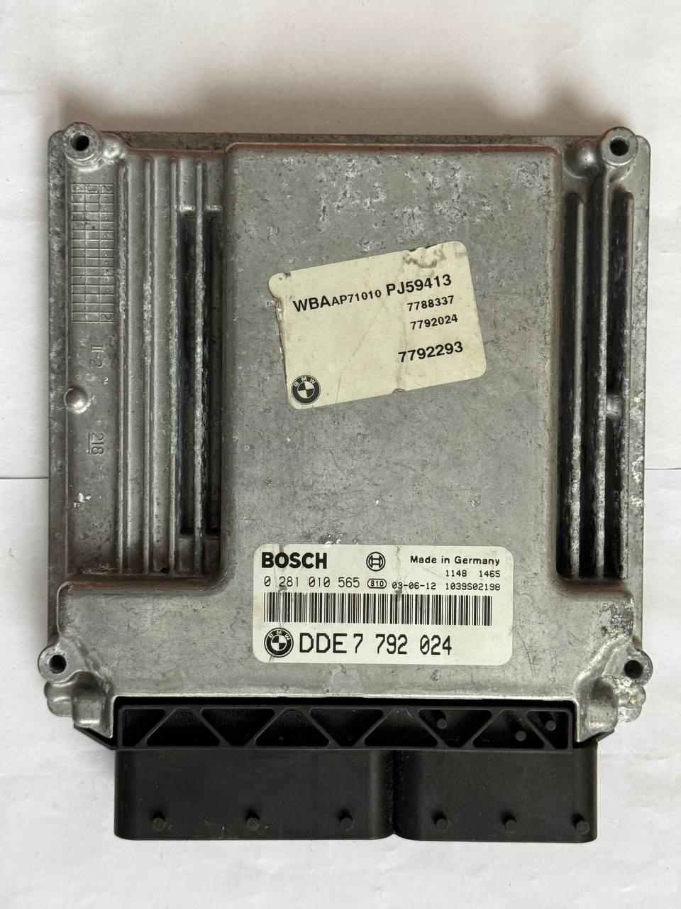 Електронний блок керування BMW Bosch DDE 792 024 / DDE7792024 / 0 281 010 565 / 0281010565