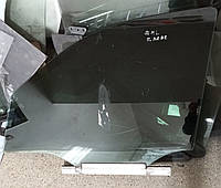 A1637200118 Стекло двери переднее левое Mercedes ML W163 1997-2005г.