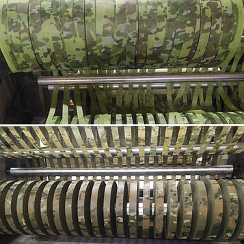 Стрічка для плетіння сітки маскувальної Зима 0,8 * 250 м, 70  г/м2 Спанбонд порізаний Піксель Мультикам Камуфляжна Код/Артикул