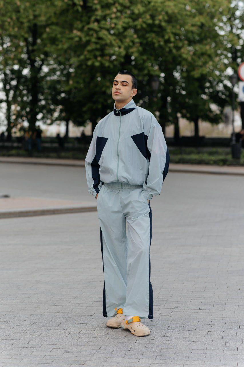 Спортивний чоловічий костюм-двійка з якісної тканини плащівка жатка чоловічий спортивний одяг на щодень, фото 1