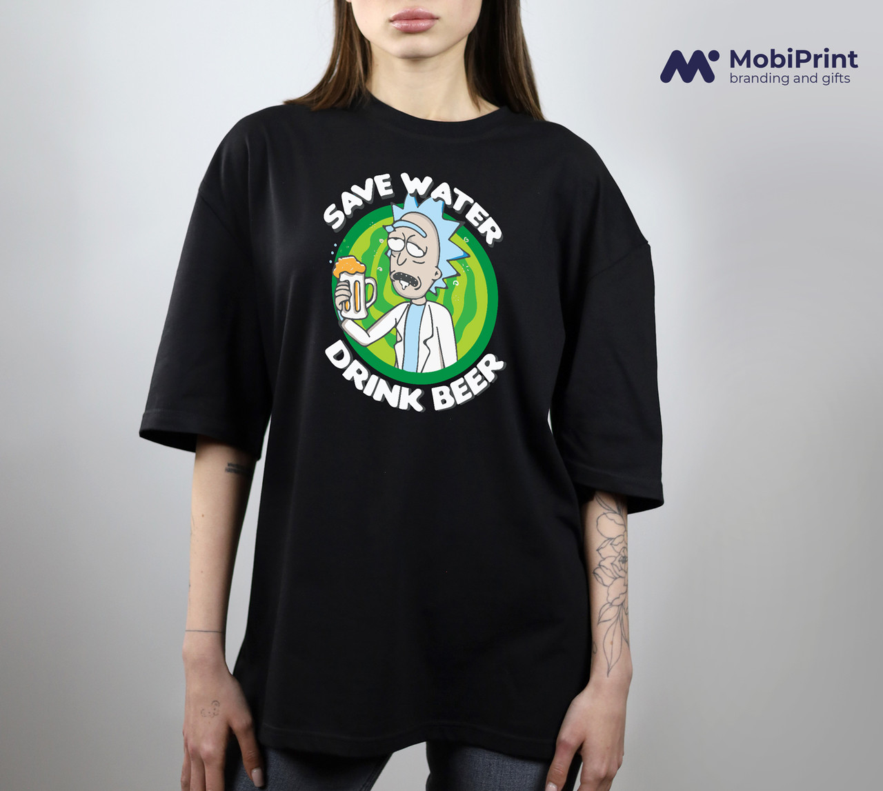 Футболка унісекс оверсайз з принтом Рік та Морті (Rick and Morty) чорна