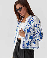 Женская блуза вышиванка на пуговицах с синим красивым орнаментом №2411