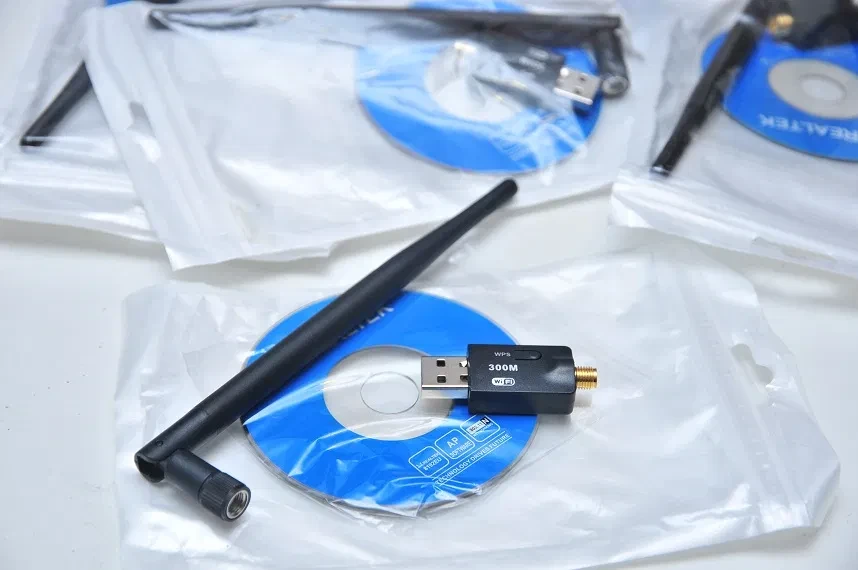 USB Wi-Fi REALTEK чип 8192 Адаптер 300Mbit/s 5db антена wifi Вайфай