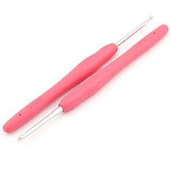 Гачок для в'язання металевий із силіконовою ручкою 3 мм 1 шт. Рожевий