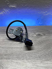 Штатна камера заднього виду Hyundai Santa Fe 2017-2018 Камера в кришку багажника Хендай Санта Фе 17-18- 7pin