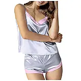 Жіноча піжама із щільного атласу в сірому кольорі на тонких бретельках, фото 3