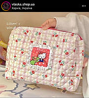 Дуже вмістка косметичка Hello Kitty