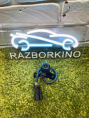 Штатна камера заднього виду Hyundai Santa Fe 2017-2018 Камера в кришку багажника Хендай Санта Фе 17-18- 7pin