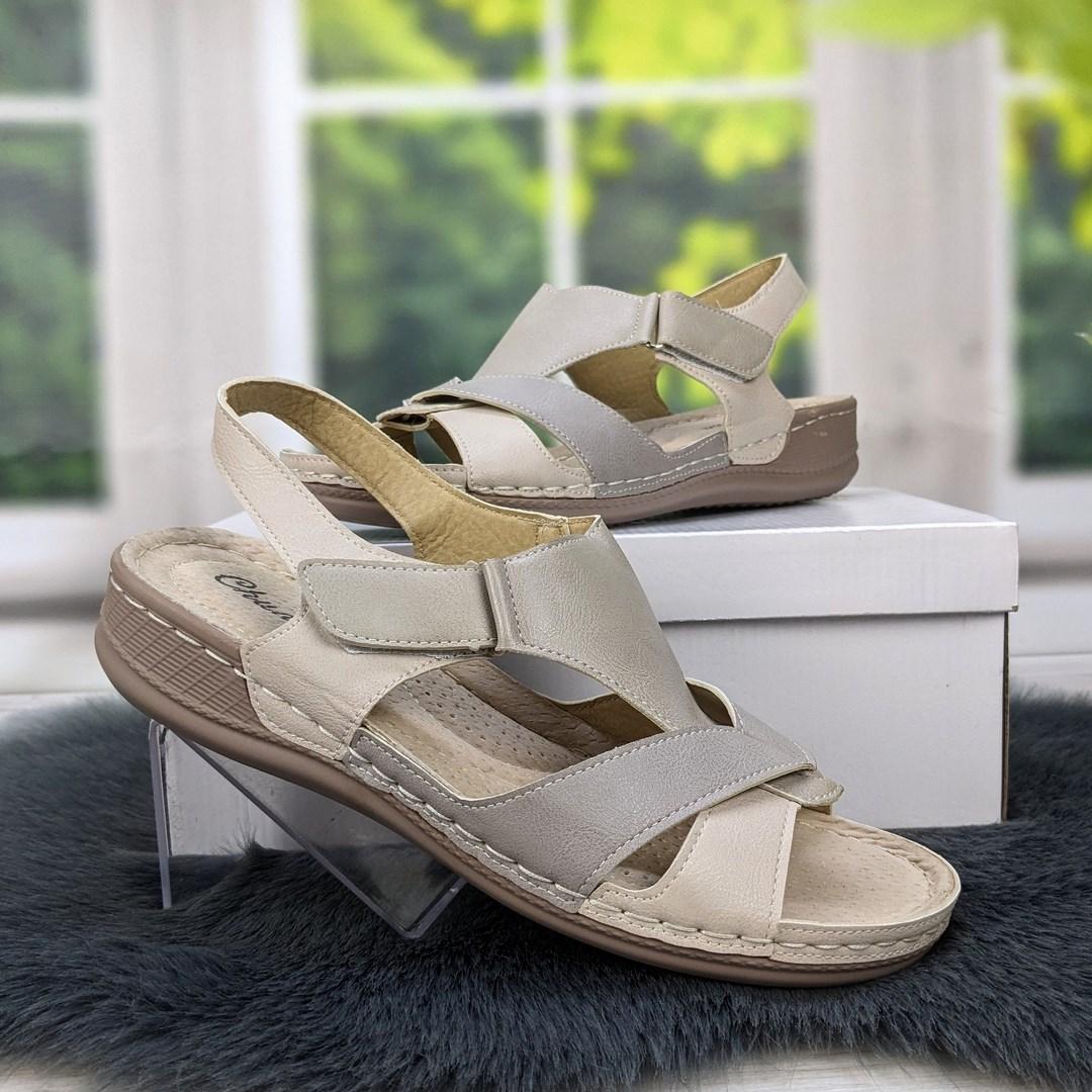 Босоніжки жіночі бежеві на широку ногу Chunsen 4132, фото 1