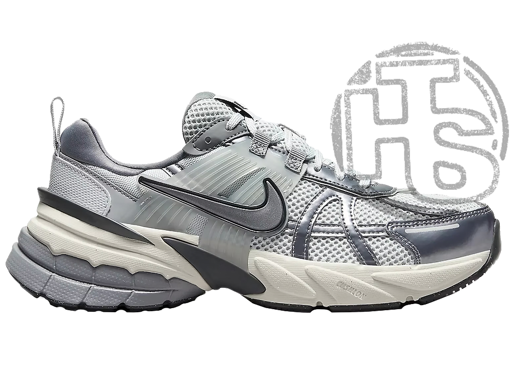 Чоловічі кросівки Nike V2K Run Pure Platinum Wolf Grey FD0736-003
