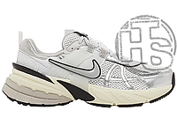 Мужские кроссовки Nike V2K Run Summit White Metallic Silver FD0736-100