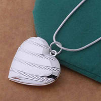 Медальйон для фото з ланцюжком. Серце кулон для закоханих з ювелірного сплаву. Підвіска серця на подарунок