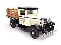 Модель вантажівки Ford Closed Cab Platform Truck 1934 1:32 Museum Mint (MM5416)