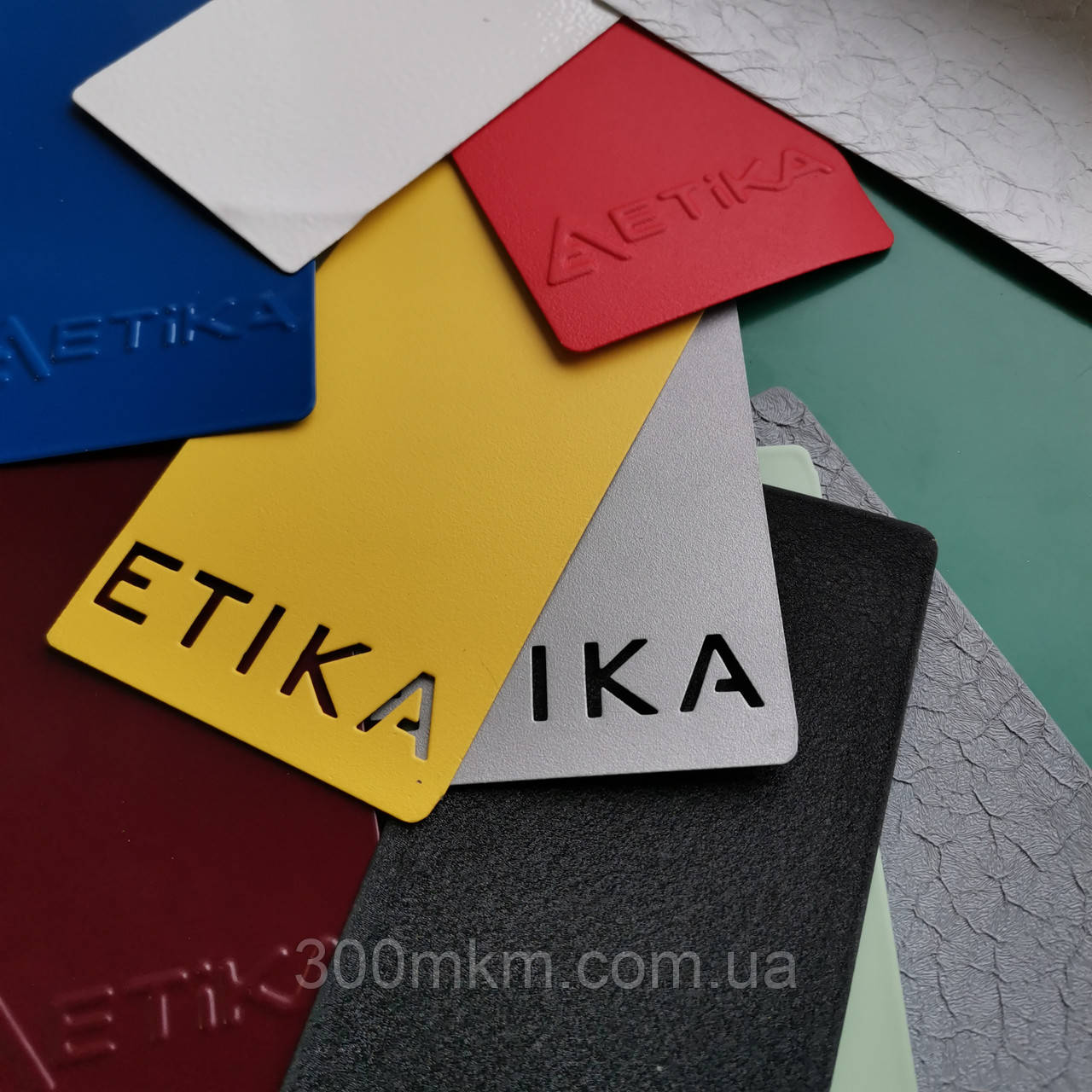 Порошкова фарба Etika для металу, металевих меблів і сейфів.