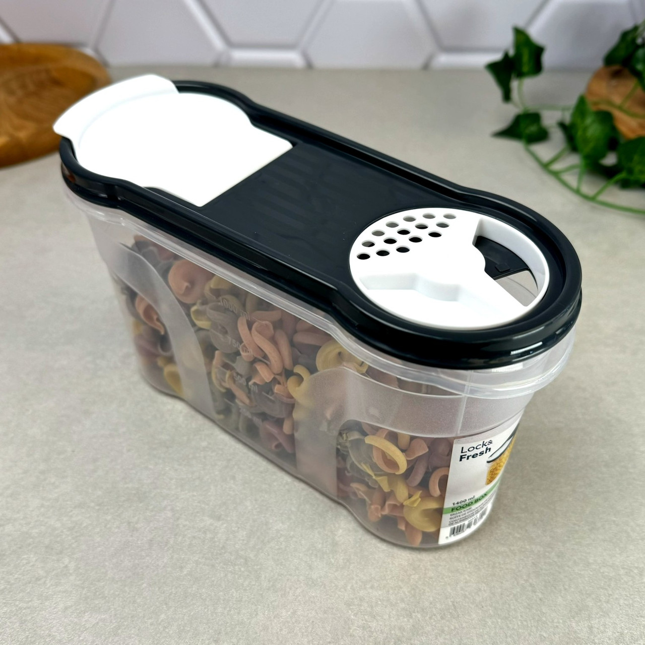 Пластикова ємність для сипучих продуктів 1,4 л 30312 Dunya