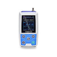 Монитор пациента осуществляет измерение артериального давления в течение 24 часов по принципу осцHeaco ABPM 50