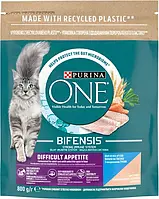 Сухий корм для дорослих кішок Purina One Difficult Appetite з вибірковим смаком в їжі, з тріскою та фореллю 800 г