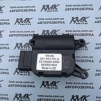 Моторчик (привід кроковий ) заслінки пічки 3c0907511A. VAG Volkswagen Golf 5 Jetta Passat B6