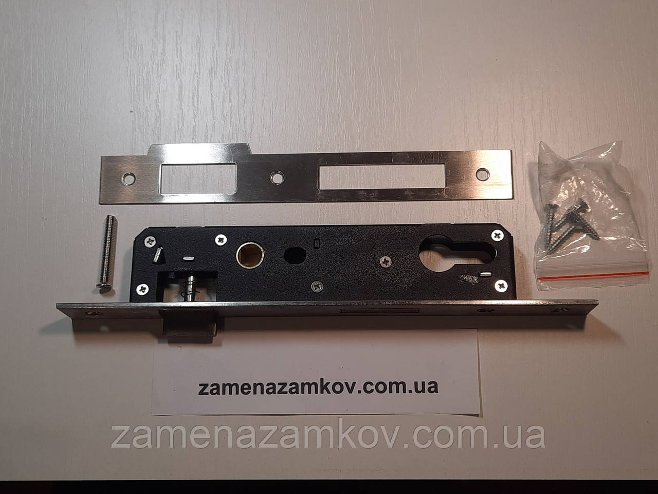Корпус замка до профільних, вузкопрофільних дверей та хвірток 2585