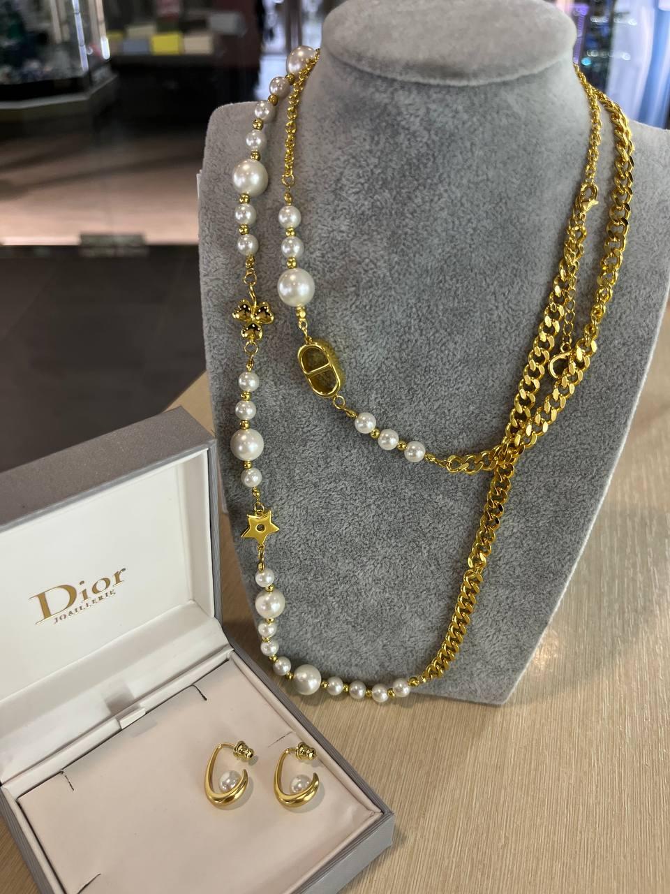 Діор набір сережки та підвіска / Dior