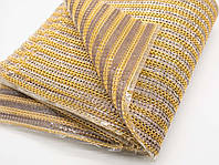 Стразовая ткань цвета "золотая цепь" 24х40см полосами шириной 1,5 см на силиконовой основе