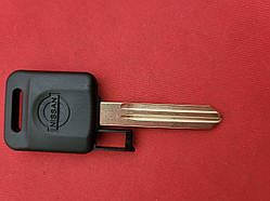 Ключ Nissan x trimera juke note patrol з місцем під чип лезо NSN14