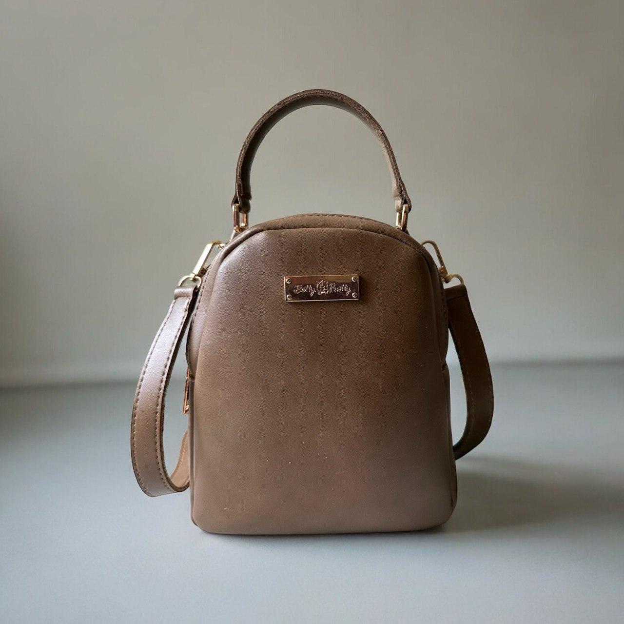 Рюкзак міський жіночий з екошкіри Betty Pretty бежевий 939BEG