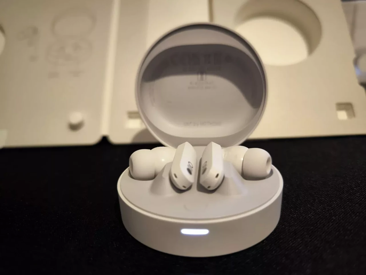 Навушники Nothing CMF Buds Pro white