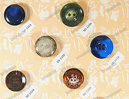 Ґудзики із логотипом