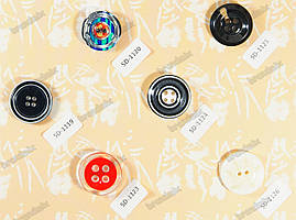 Ґудзики із логотипом