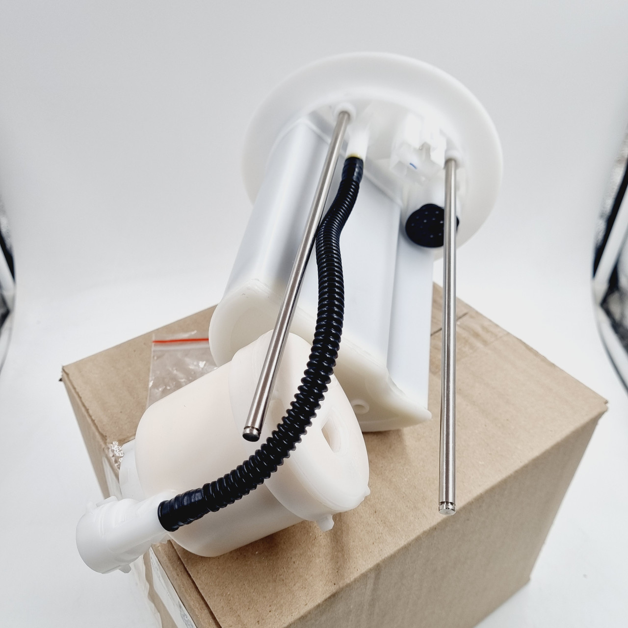 Фільтр паливний MATOMI F1728 Ярис 77024-52171