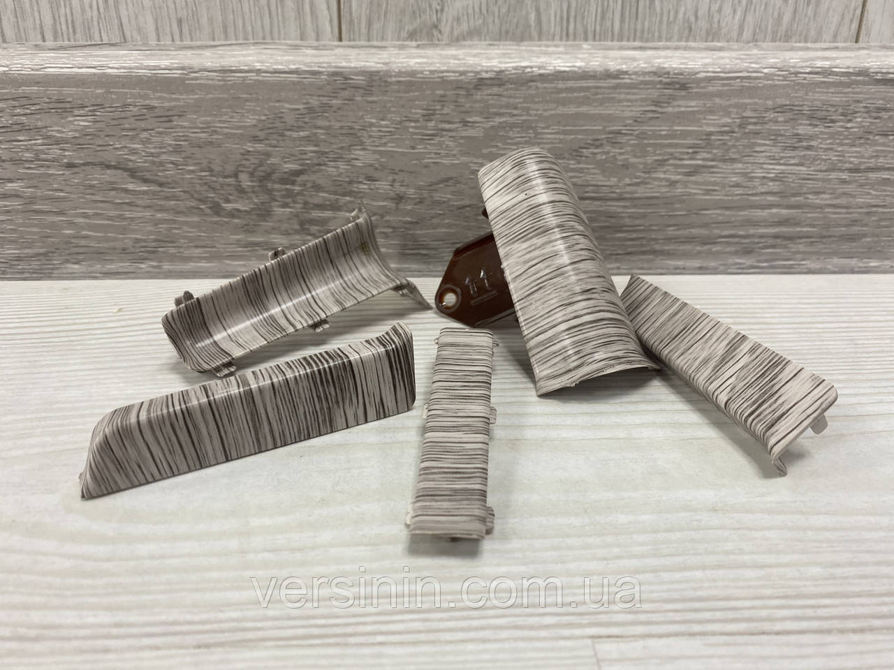 Плінтус підлоговий "Система" Дуб Ісландія , розміри 2200х80х22мм, фото 1