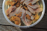 Селедка филе-кусочки с шампиньонами в масле 180 грамм