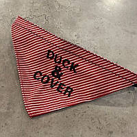 Ошейник-бандана для собак с нейлоновой затежкой с надписью Duck&Cover красного цвета_TT