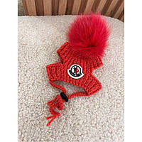 Брендовая шапка для собак ручной вязки MONCLER без подворота с натуральным красным бубоном оранжевая_TT
