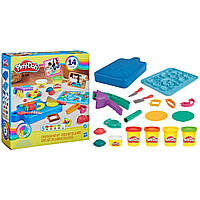 Набор для творчества с пластилином Play-Doh Маленький Шеф (5 цветов, инструменты, трафарет) F6904