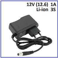 Зарядний пристрій для акумуляторів Li-ion 12V (12.6) 3S до 1A штекер 5.5х2.5