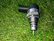 Клапан редукційний регулятор тиску палива Audi Q5 2.0 TDI 2010-2013, фото 3