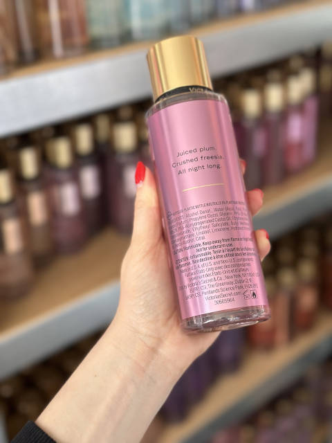 Pure Seduction - парфюмированный спрей(мист) для тела Victoria s