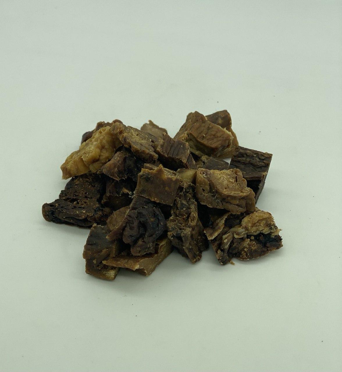 HAPPY TAIL Вим'я яловиче кубиками ласощі для собак 150 г