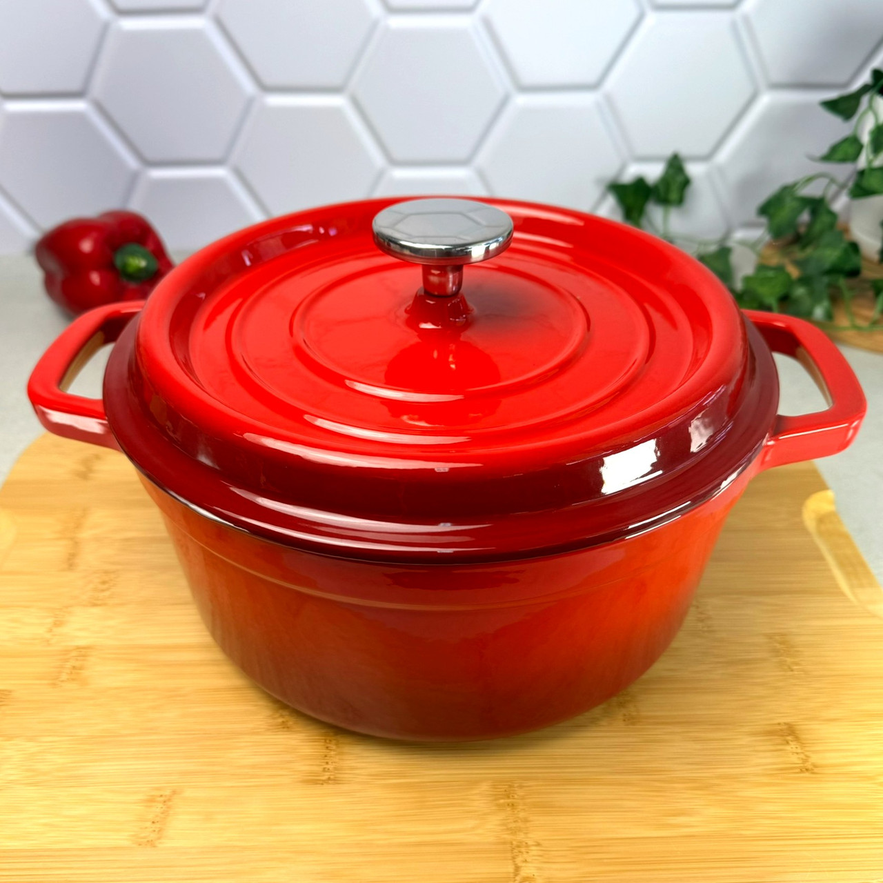 Чавунна каструля 4.8 л Червона Ringel Essen для всіх видів плит