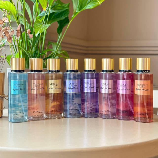 Pure Seduction - парфюмированный спрей(мист) для тела Victoria s