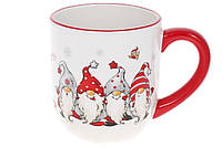 Рождественская чашка новогодняя подарочная большая керамическая "Гномы", 500 мл, белая с красной ручкой