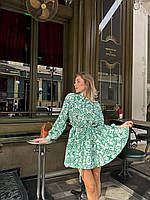 Изящное женское платье мини свободного кроя на пуговицах с длинным рукавом и шнурком белое с принтом 42-46 Бежевый с зеленым принтом