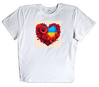 Женская футболка с патриотическим принтом белая маки цветы желто голубое сердце