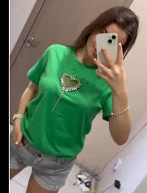 Жіноча стильна футболка S,M,L зелена бавовна