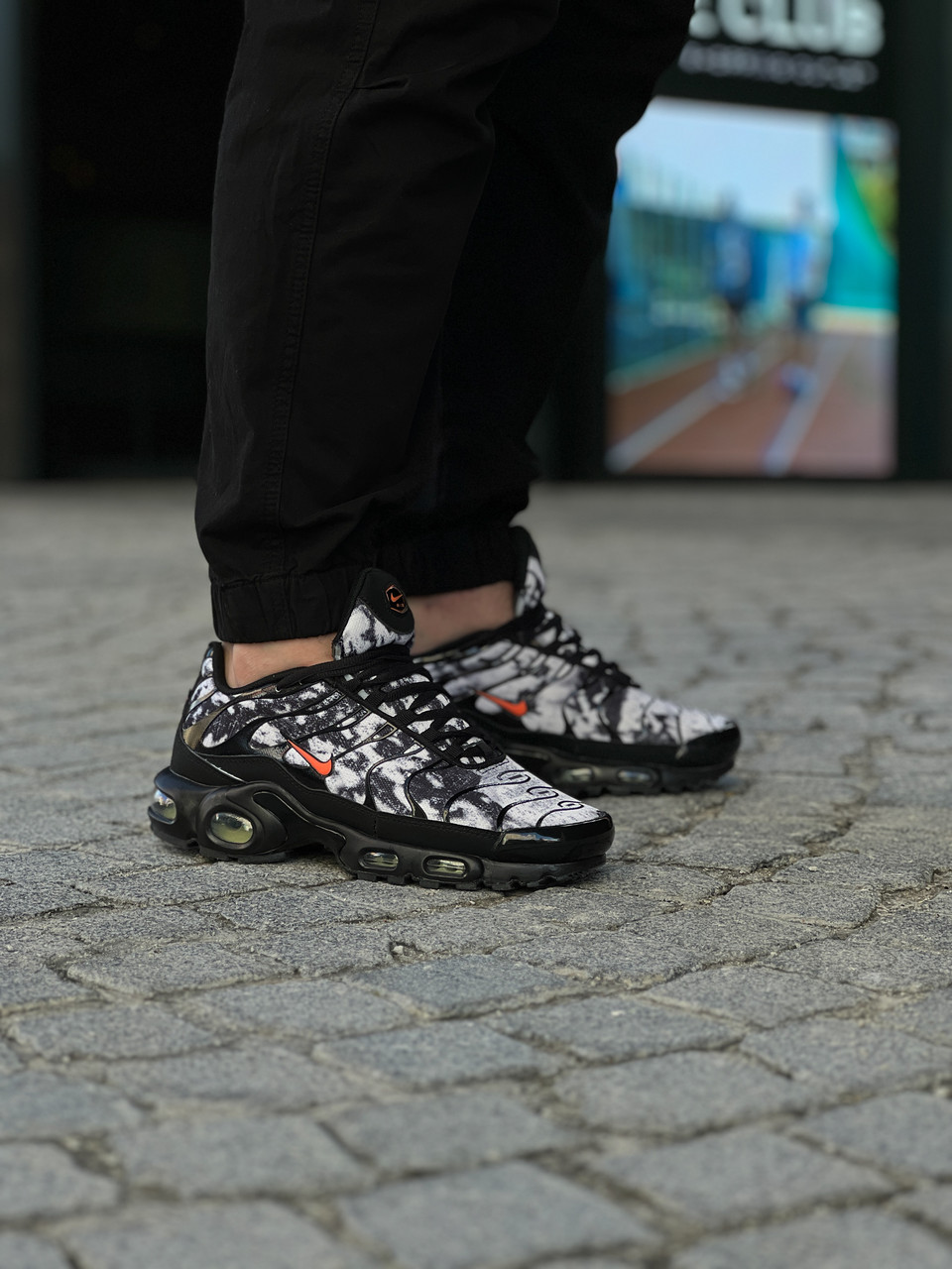 Кроссовки мужские Nike Air Max Plus "Black/Grey" / FV6913-001, фото 1