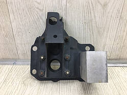 Кронштейн підсилювача переднього бампера Subaru Forester Sg 02-07 SG лев. (б/у)