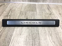 Накладка порога внутрення Lincoln Mkz 13-20 2.0 С20HDTX 2013 перед. прав. (б/у)